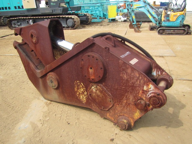 N/A SECONDARY-CRUSHER ★ Parts & Attachment ★ Operation Not Confirmed and also not checked Damage and Missing parts 動作未確認、また目視での破損・欠品も確認していない