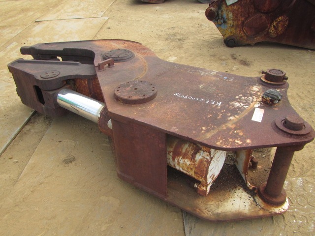 FURUKAWA SECONDARY-CRUSHER ★ Parts & Attachment ★ Operation Not Confirmed and also not checked Damage and Missing parts 動作未確認、また目視での破損・欠品も確認していない