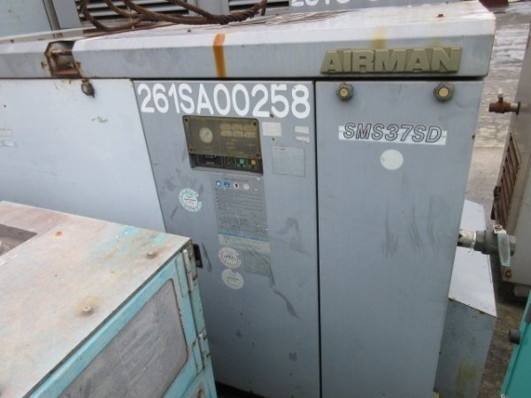 AIRMAN STATIONARY_COMPRESSOR_3unitsSet ★ Generator & Compressor ★ Not checked operation & availability of missing parts 動作及び欠品の有無未確認 - Image 16