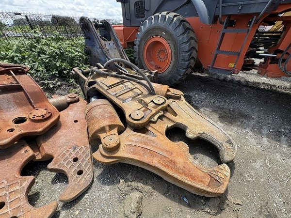 NPK TS-W11000V ★ Parts & Attachment ★ Not checked operation & availability of missing parts 動作及び欠品の有無未確認 - Image 3
