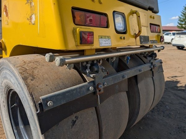 SAKAI TW502S-1 ★ Road Equipment ★ Inland Trucking Charge to Tomakomai port JPY20,000 苫小牧港までの国内回送費 20,000円 - Image 13