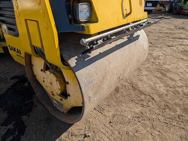 SAKAI TW502S-1 ★ Road Equipment ★ Inland Trucking Charge to Tomakomai port JPY20,000 苫小牧港までの国内回送費 20,000円