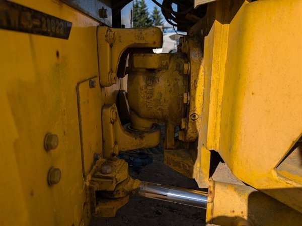 SAKAI TW502S-1 ★ Road Equipment ★ Inland Trucking Charge to Tomakomai port JPY20,000 苫小牧港までの国内回送費 20,000円 - Image 22