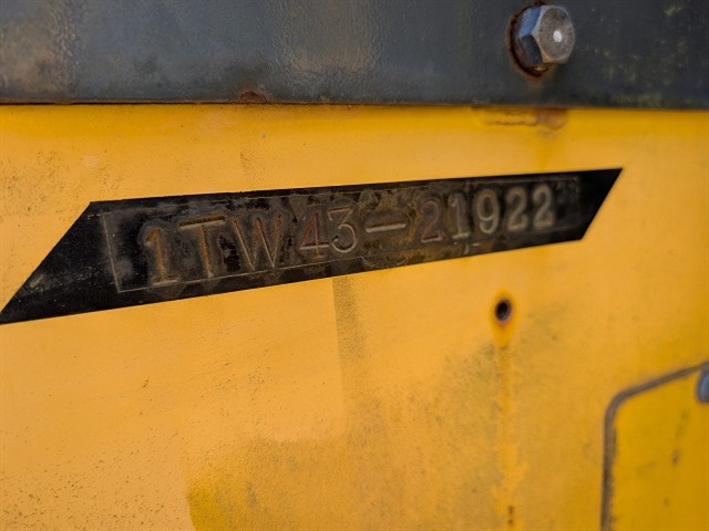 SAKAI TW502S-1 ★ Road Equipment ★ Inland Trucking Charge to Tomakomai port JPY20,000 苫小牧港までの国内回送費 20,000円