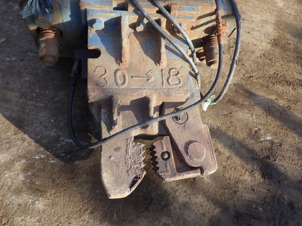 VIBRO_HAMMER_POWER_UNIT_Set ★ Parts & Attachment ★ Not checked operation & availability of missing parts 動作及び欠品の有無未確認 - Image 16