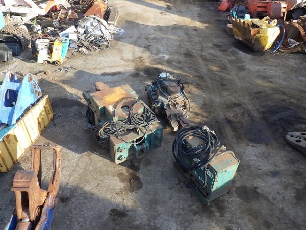 VIBRO_HAMMER_POWER_UNIT_Set ★ Parts & Attachment ★ Not checked operation & availability of missing parts 動作及び欠品の有無未確認 - Image 27