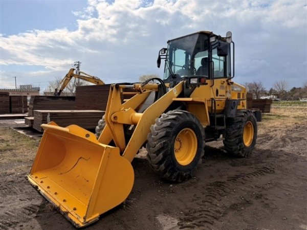 KOMATSU WA100-6 ★ Loader(Crawled/Wheeled) ★ CAB, BKT, A/C, 13,054km - Image 1