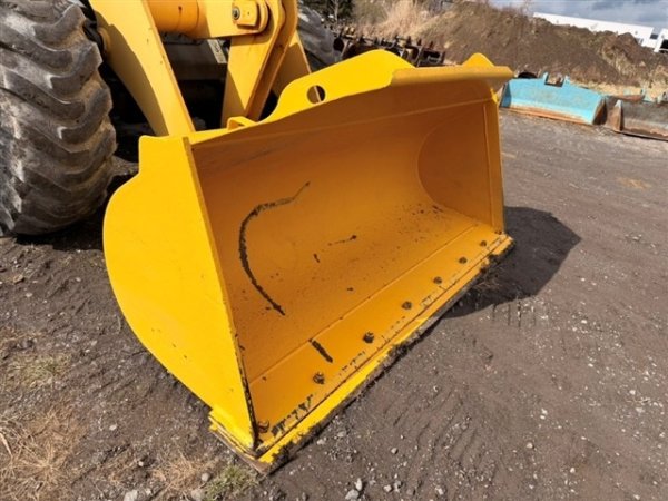 KOMATSU WA100-6 ★ Loader(Crawled/Wheeled) ★ CAB, BKT, A/C, 13,054km - Image 8