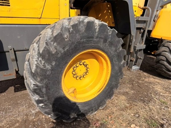 KOMATSU WA100-6 ★ Loader(Crawled/Wheeled) ★ CAB, BKT, A/C, 13,054km - Image 14