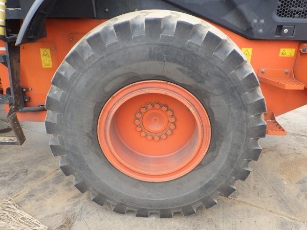 HITACHI ZW180-5B ★ Loader(Crawled/Wheeled) ★ ROPS CAB, A/C - Image 29