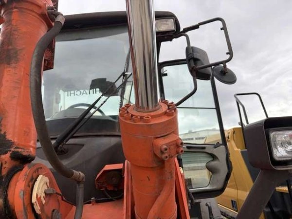 HITACHI ZW180-5B ★ Loader(Crawled/Wheeled) ★ CAB, BKT, A/C, 3,830km - изображение 13