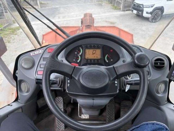 HITACHI ZW180-5B ★ Loader(Crawled/Wheeled) ★ CAB, BKT, A/C, 3,830km - изображение 46