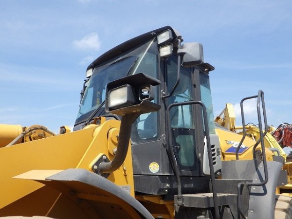 HITACHI ZW250-6 ★ Loader(Crawled/Wheeled) ★ ROPS CAB, A/C - Image 3