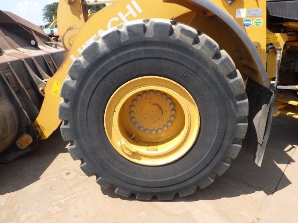 HITACHI ZW250-6 ★ Loader(Crawled/Wheeled) ★ ROPS CAB, A/C - Image 24