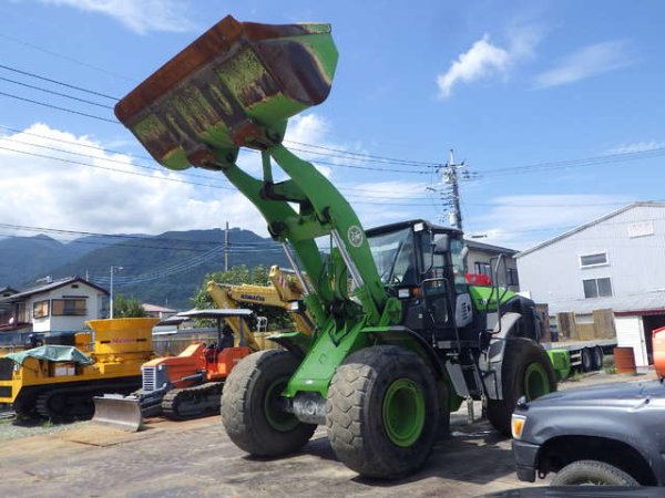 HITACHI ZW220-5B ★ Loader(Crawled/Wheeled) ★ CAB, BKT, A/C, Urethane Filled Tires - Image 11