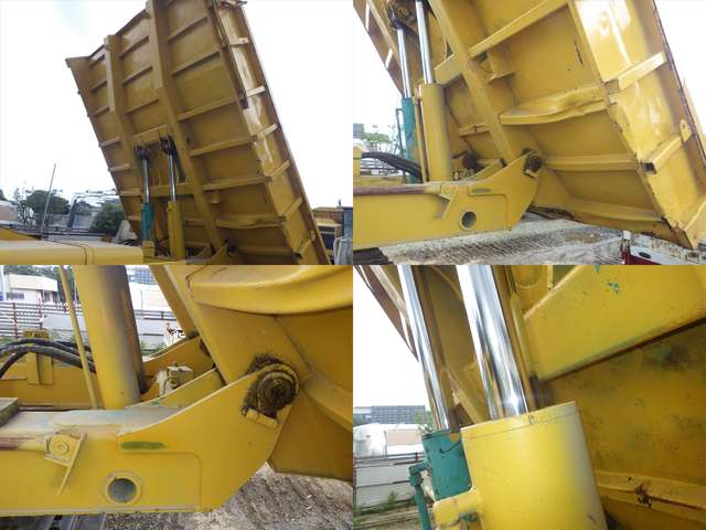 KOMATSU CD110R-1 ★ Excavator ★ 750R, CAB, A/C, 360 Degree Rotation Dump