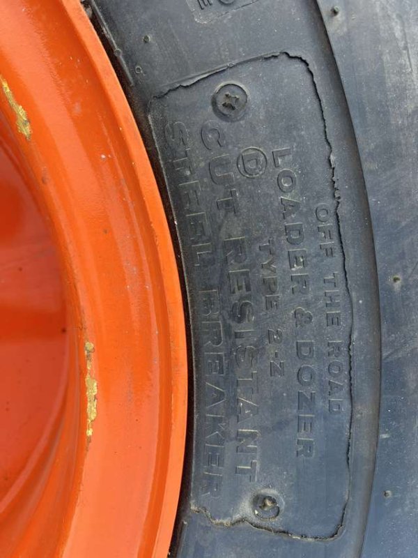 TIRE_ZW180-6_1pc ★ Parts & Attachment ★ 20.5-25-16PR w/ RIM, UnUSED 未使用品 - Image 12
