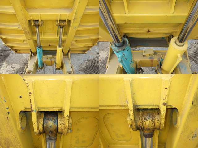 KOMATSU CD110R-1 ★ Excavator ★ 750R, CAB, A/C, 360 Degree Rotation Dump