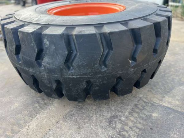 TIRE_ZW180-6_1pc ★ Parts & Attachment ★ 20.5-25-16PR w/ RIM, UnUSED 未使用品 - Image 10