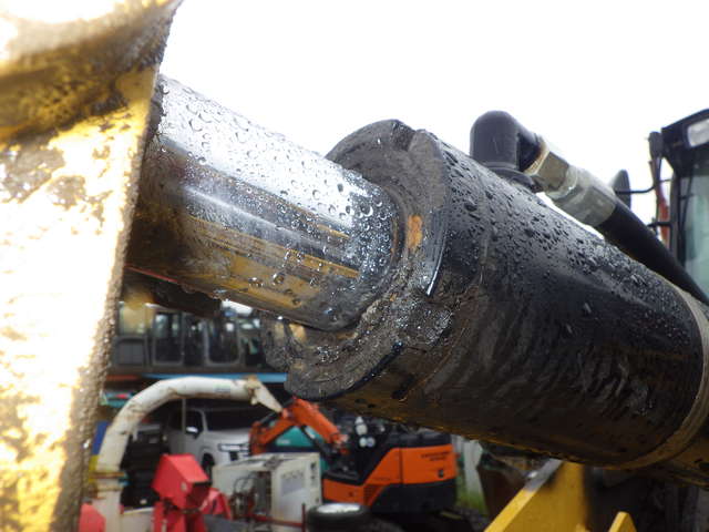 CAT 907M ★ Loader(Crawled/Wheeled) ★ CAB, BKT, Piping, Q/H, 建機工譲渡証なし