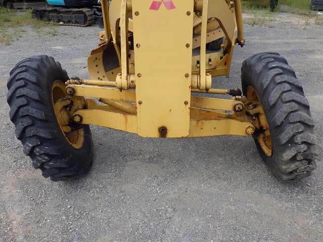 MITSUBISHI MG230 ★ Road Equipment ★ CAB, Scarifer