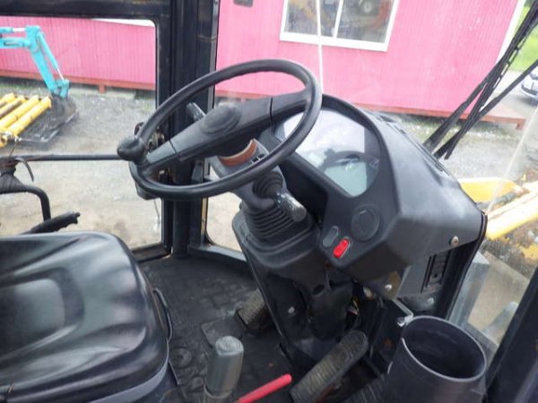 KOMATSU WA80-8 ★ Loader(Crawled/Wheeled) ★ CAB, BKT, Long Arm, A/C, 30,157km - Image 44