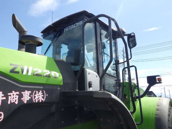 HITACHI ZW220-5B ★ Loader(Crawled/Wheeled) ★ CAB, BKT, A/C, Urethane Filled Tires - Image 59