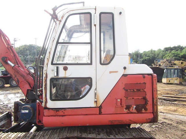 IWAFUJI CT-500 ★ Mini Excavator ★ 400G, CAB, Blade, Processor, Winch