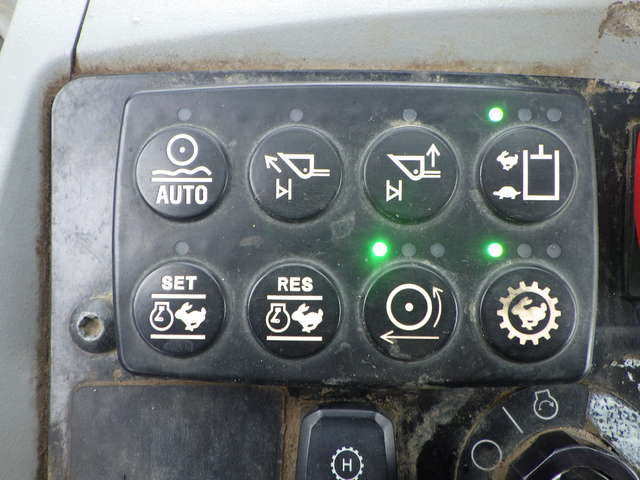 CAT 907M ★ Loader(Crawled/Wheeled) ★ CAB, BKT, Piping, Q/H, 建機工譲渡証なし