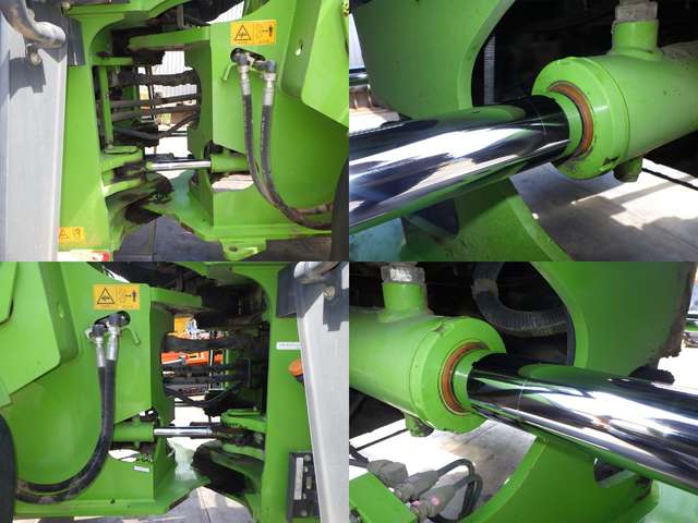 HITACHI ZW220-5B ★ Loader(Crawled/Wheeled) ★ CAB, BKT, A/C, Urethane Filled Tires