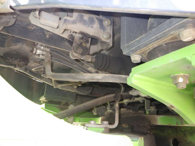 HITACHI ZW220-5B ★ Loader(Crawled/Wheeled) ★ CAB, BKT, A/C, Urethane Filled Tires