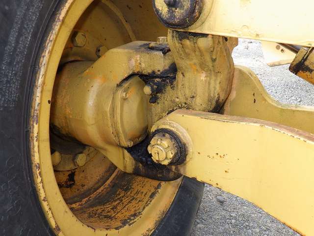 MITSUBISHI MG230 ★ Road Equipment ★ CAB, Scarifer
