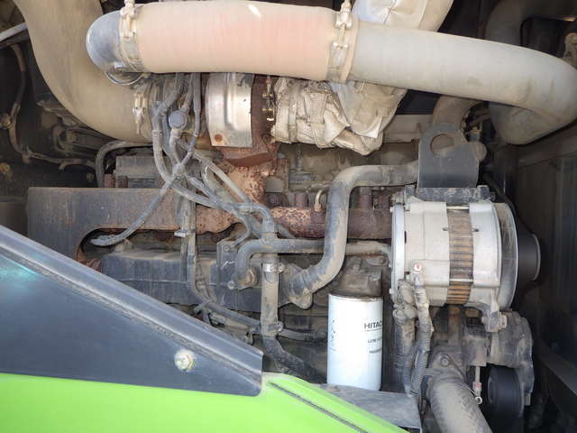 HITACHI ZW220-5B ★ Loader(Crawled/Wheeled) ★ CAB, BKT, A/C, Urethane Filled Tires