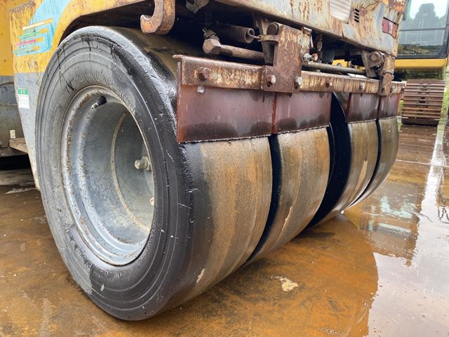 SUMITOMO HW30VW-3 ★ Road Equipment ★ Combined Roller