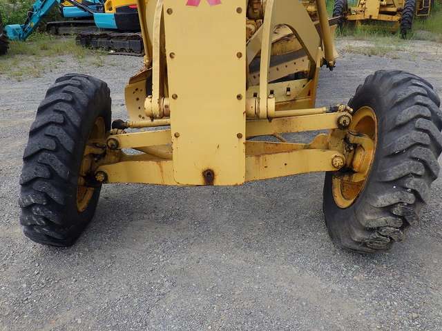 MITSUBISHI MG230 ★ Road Equipment ★ CAB, Scarifer