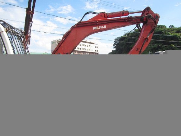 IWAFUJI CT-500 ★ Mini Excavator ★ 400G, CAB, Blade, Processor, Winch - Image 15