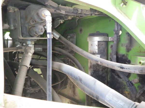 HITACHI ZW220-5B ★ Loader(Crawled/Wheeled) ★ CAB, BKT, A/C, Urethane Filled Tires - Image 30
