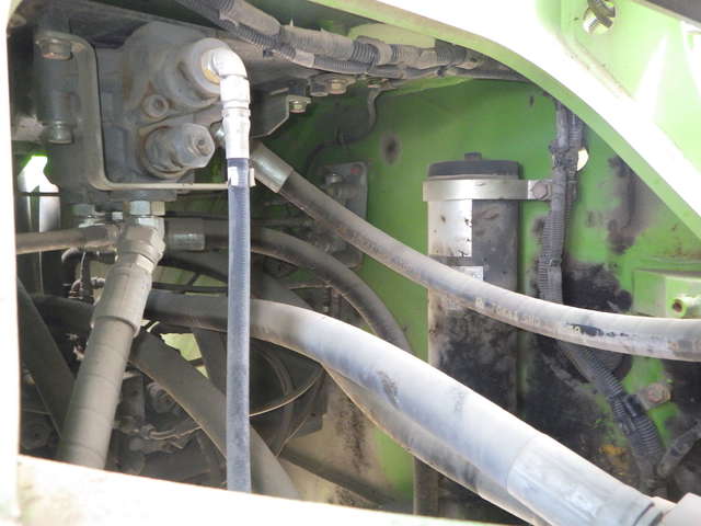 HITACHI ZW220-5B ★ Loader(Crawled/Wheeled) ★ CAB, BKT, A/C, Urethane Filled Tires