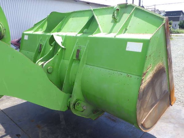 HITACHI ZW220-5B ★ Loader(Crawled/Wheeled) ★ CAB, BKT, A/C, Urethane Filled Tires - Image 10