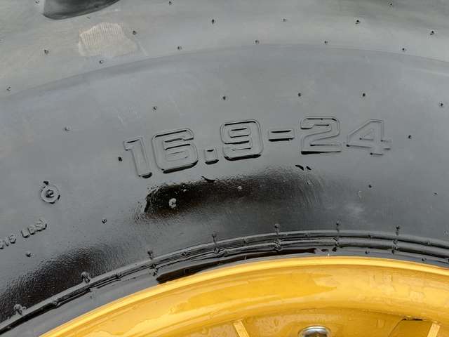YOKOHAMA TIRE_4pcs ★ Parts & Attachment ★ Unused, 16.9-24-10PLY, w/Rim, for 910(lcurrent model)
