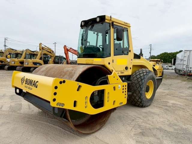 BOMAG BW211D-4 ★ Road Equipment ★ Vibration Roller, CAB