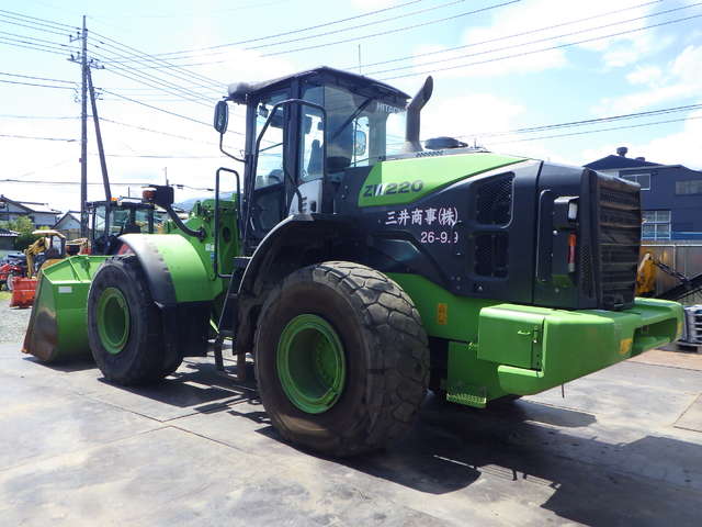 HITACHI ZW220-5B ★ Loader(Crawled/Wheeled) ★ CAB, BKT, A/C, Urethane Filled Tires