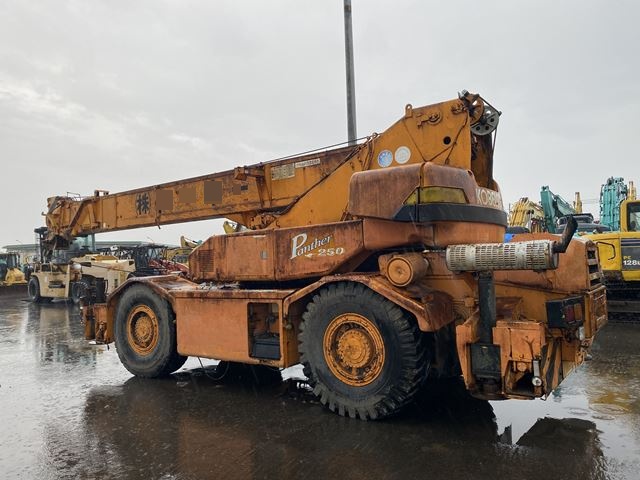 KOBELCO RK250-3 ★ Crane ★ Hook(Sub only), H-Outrigger, 32,566km(Odo meter Not working 走行距離メーター故障）, 揚検なし