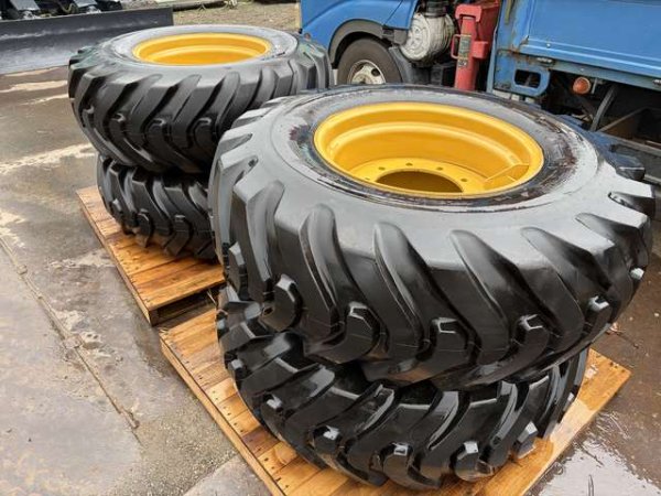 YOKOHAMA TIRE_4pcs ★ Parts & Attachment ★ Unused, 16.9-24-10PLY, w/Rim, for 910(lcurrent model) - Image 1