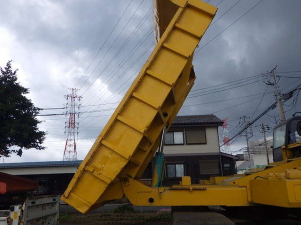 KOMATSU CD110R-1 ★ Excavator ★ 750R, CAB, A/C, 360 Degree Rotation Dump - Image 10