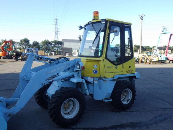 FURUKAWA FL302 ★ Loader(Crawled/Wheeled) ★ CAB, BKT - Image 3
