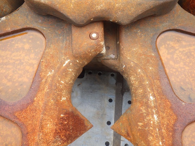 TOKU PRIMARY_CRUSHER_0.2m3 ★ Parts & Attachment ★ Not checked operation & availability of missing parts 動作及び欠品の有無未確認