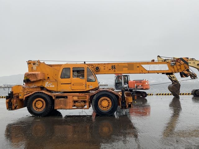 KOBELCO RK250-3 ★ Crane ★ Hook(Sub only), H-Outrigger, 32,566km(Odo meter Not working 走行距離メーター故障）, 揚検なし