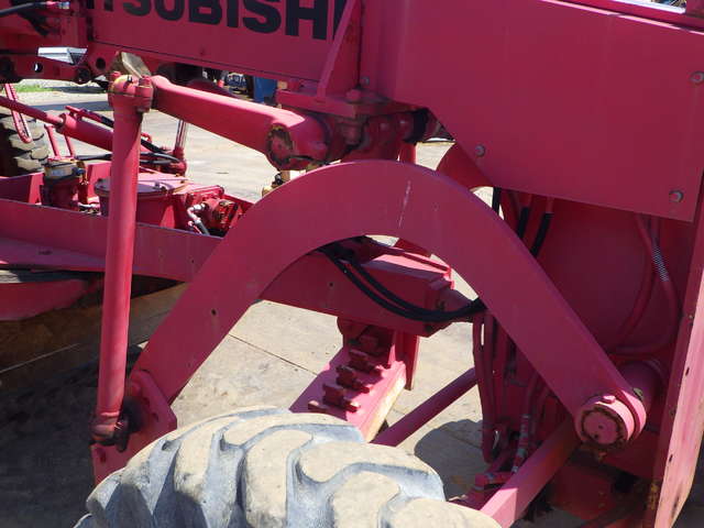 MITSUBISHI MG230 ★ Road Equipment ★ CNP, SCARIFIER, Blade, 抹消