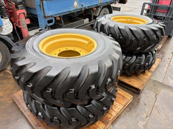 YOKOHAMA TIRE_4pcs ★ Parts & Attachment ★ Unused, 16.9-24-10PLY, w/Rim, for 910(lcurrent model) - Image 10